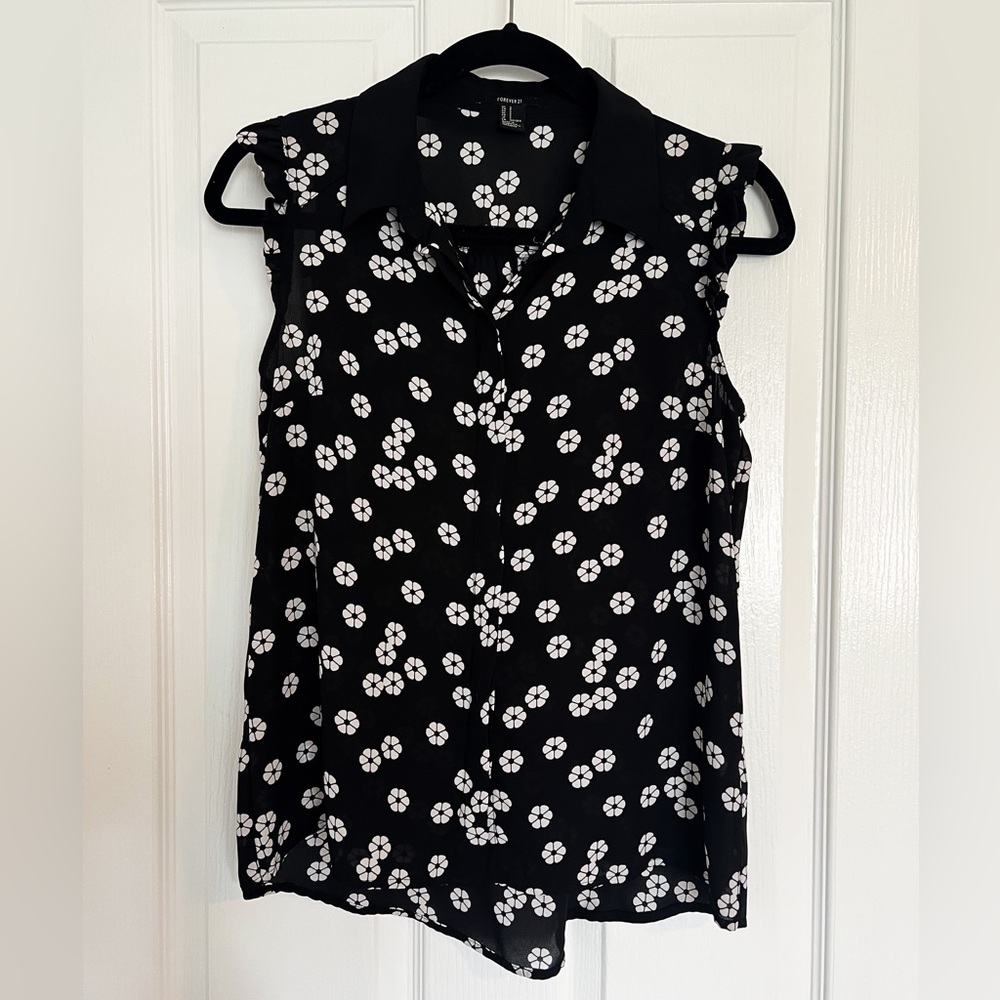 Forever 21 black floral top